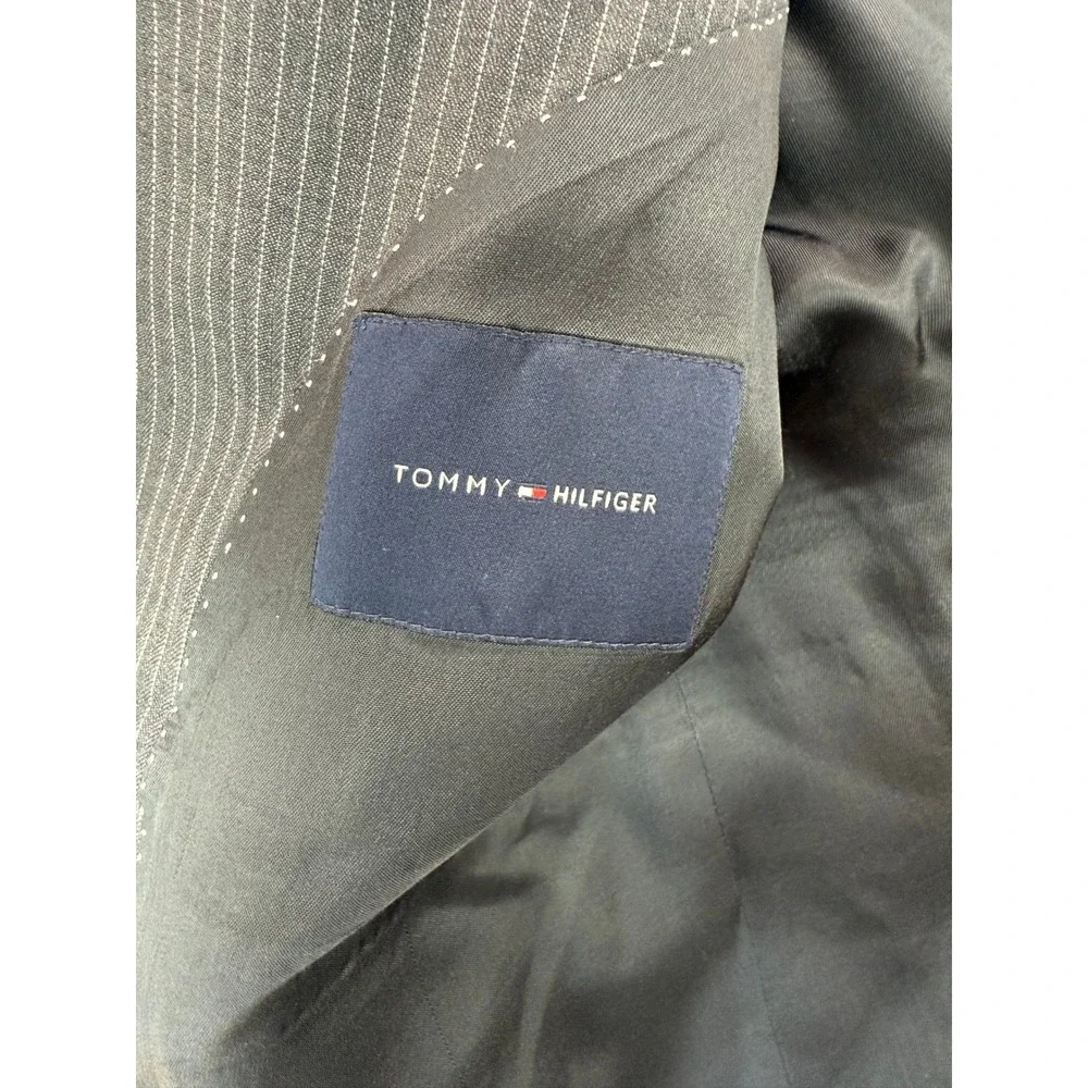 Tommy Hilfiger Men's Gray Pinstripe Wool Blazer Jacket‎ Size L46